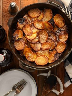  Lancashire Hotpot: Un comfort food inglese ricco di sapori rustici e vellutati!