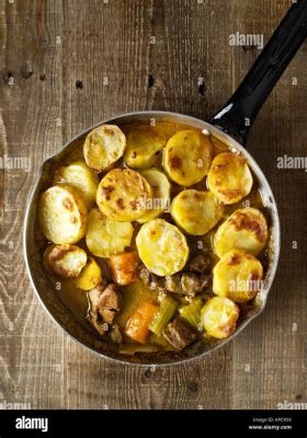  Lancashire Hotpot: Una deliziosa combinazione di sapori rustici e confortanti che riscalda l'anima!