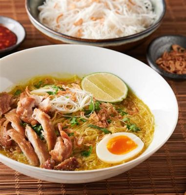  Soto Ayam! Un piatto indonesiano avvolgente e ricco di sapori speziati.